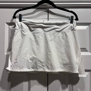 Lululemon Play Off The Pleats Mid Rise Skirt White Size 8